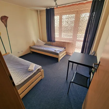 Wilanow House Hostel *